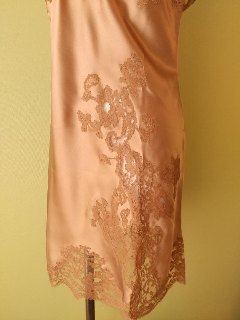 専用《マルジョレーヌ》Marjolaine　シルクスリップ　FR38 ②