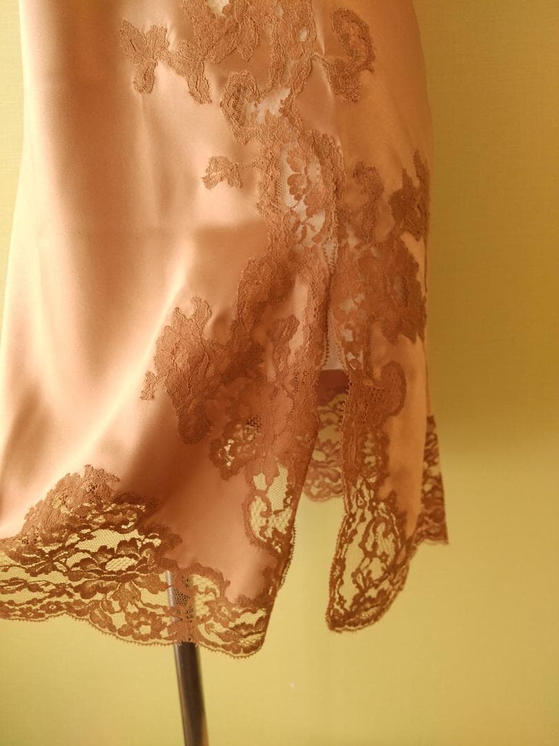 専用《マルジョレーヌ》Marjolaine　シルクスリップ　FR38 ②