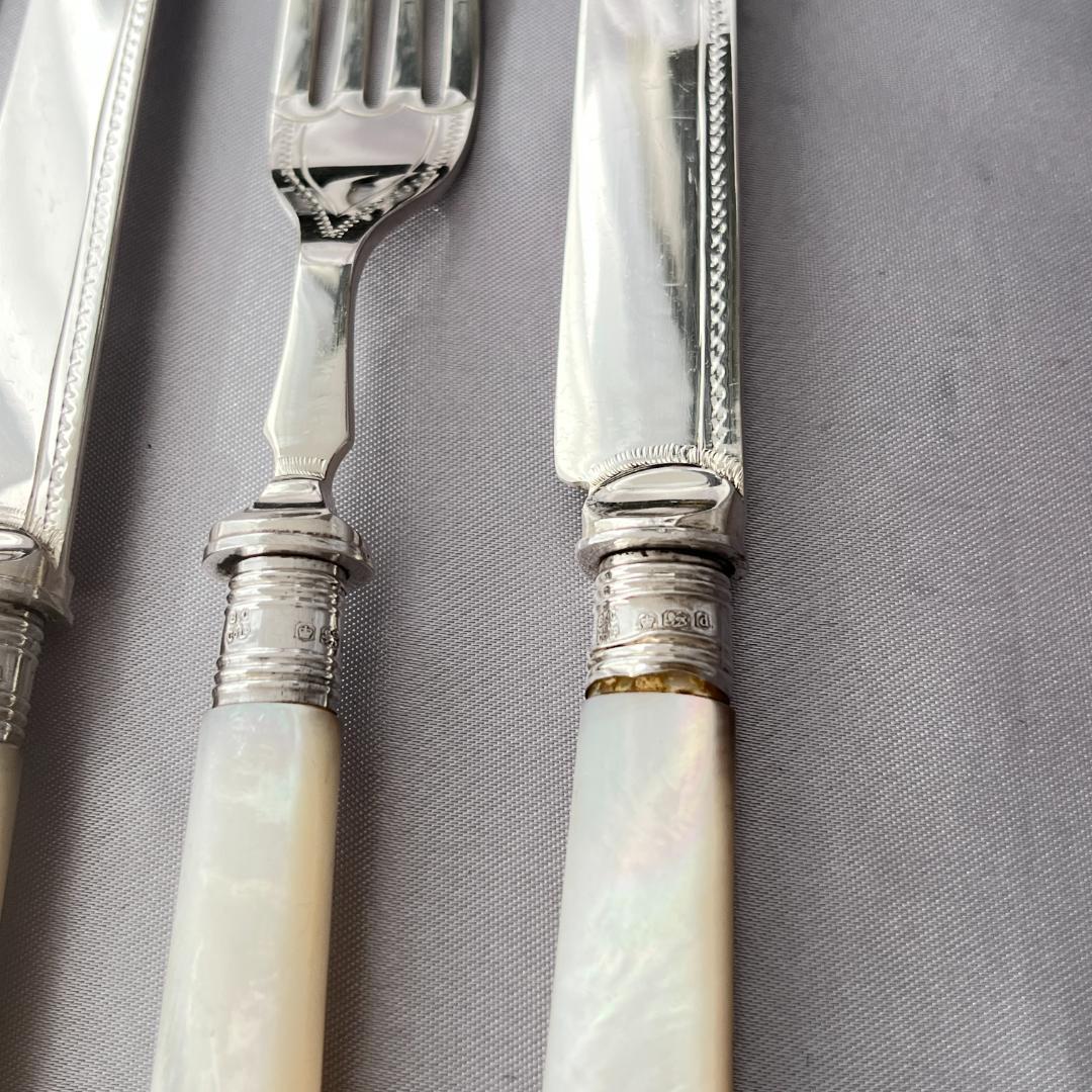 英国 】【白蝶貝 / 純銀継手】ビクトリアン デザートセット10本 1921年