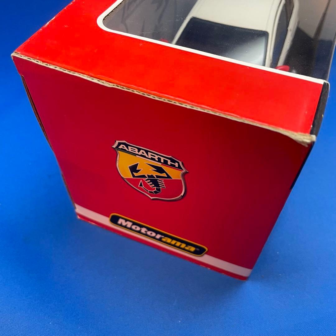 1/24 ミニカー アバルト純正GRANDE PUNTO