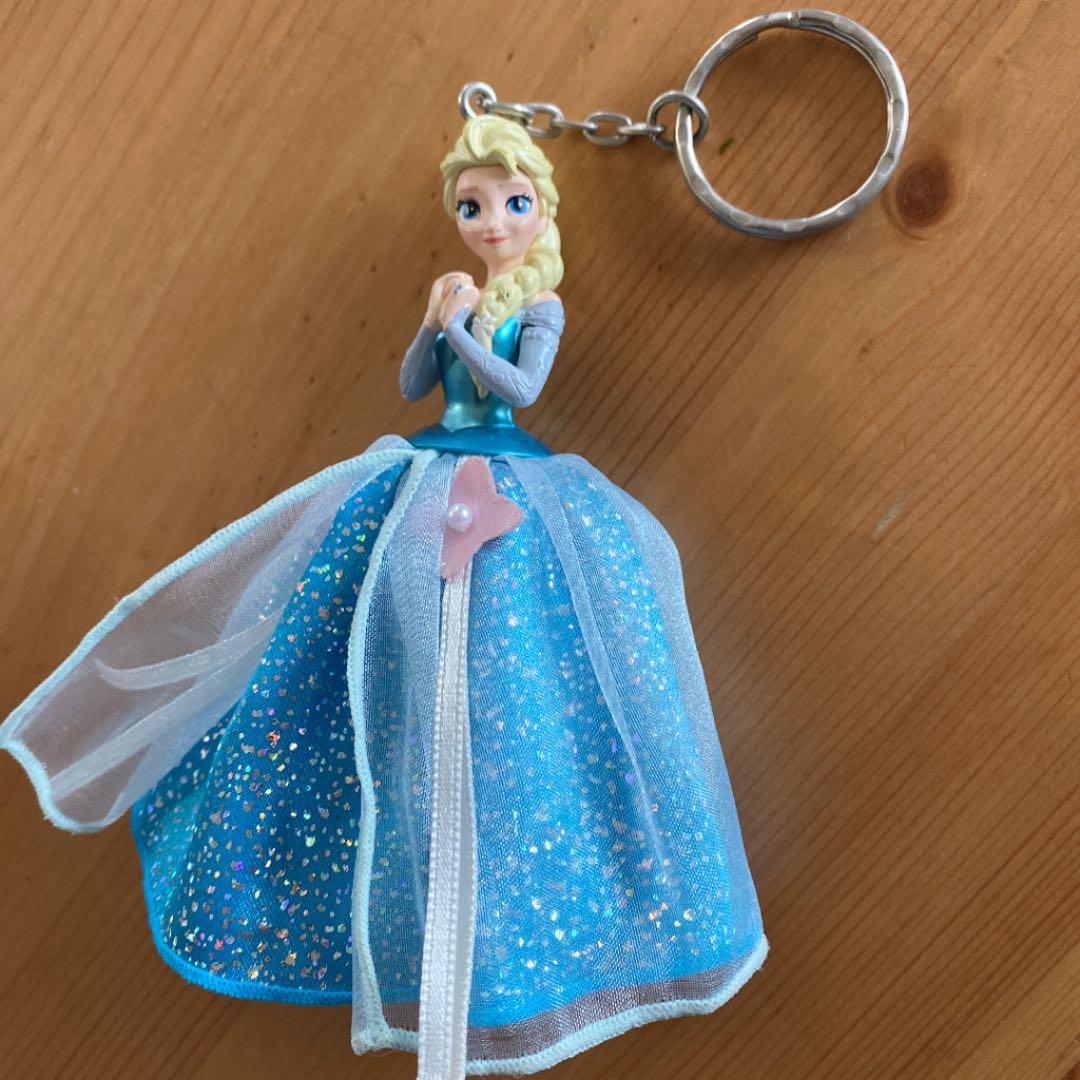 アナと雪の女王 キーホルダー2体セット ディズニーランド - メルカリ