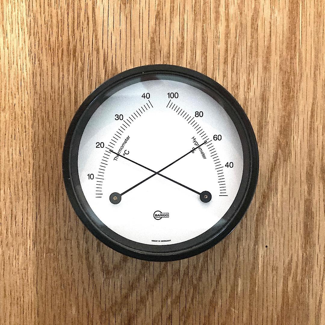 BARIGO バリゴ 温湿度計 (壁掛け・卓上両用) ブラック - メルカリ