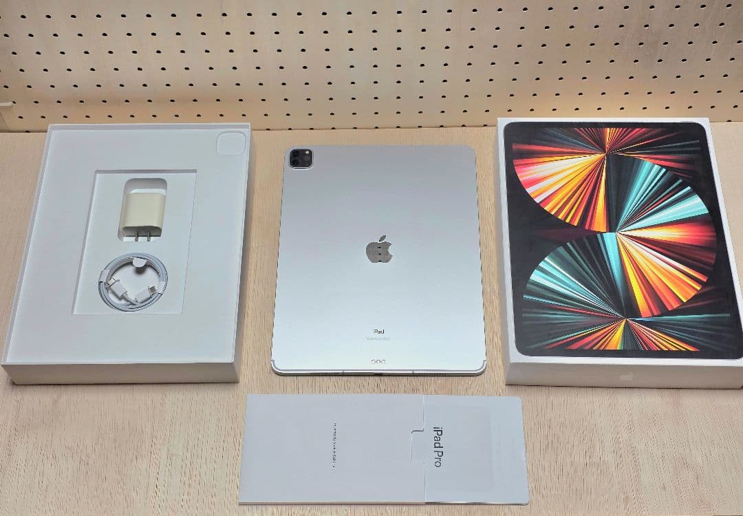 12.9インチiPad Pro Wi-Fi + セルラー 256GB 第5世代 - メルカリ