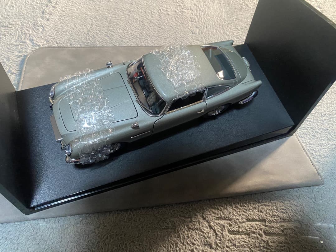 （超希少品）AUTOart astonmartin DB5 007edition