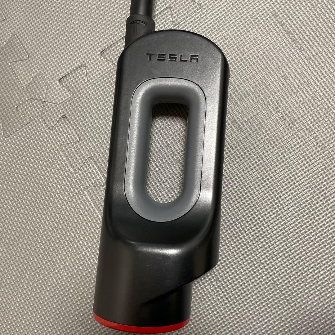 テスラ チャデモアダプター 日本純正 CHAdeMO Adapter - メルカリ