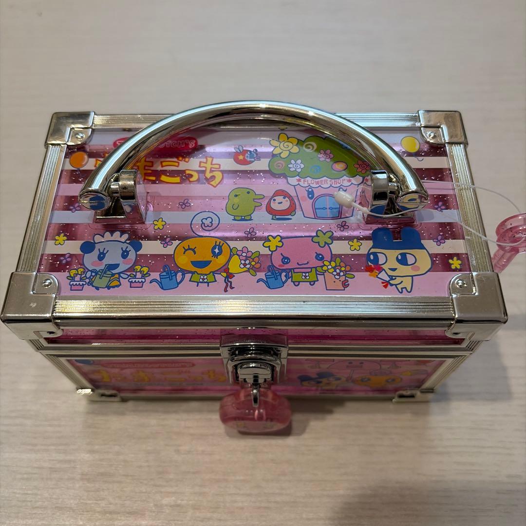 美品】たまごっち 収納ボックス 2004年製 ピンク - メルカリ