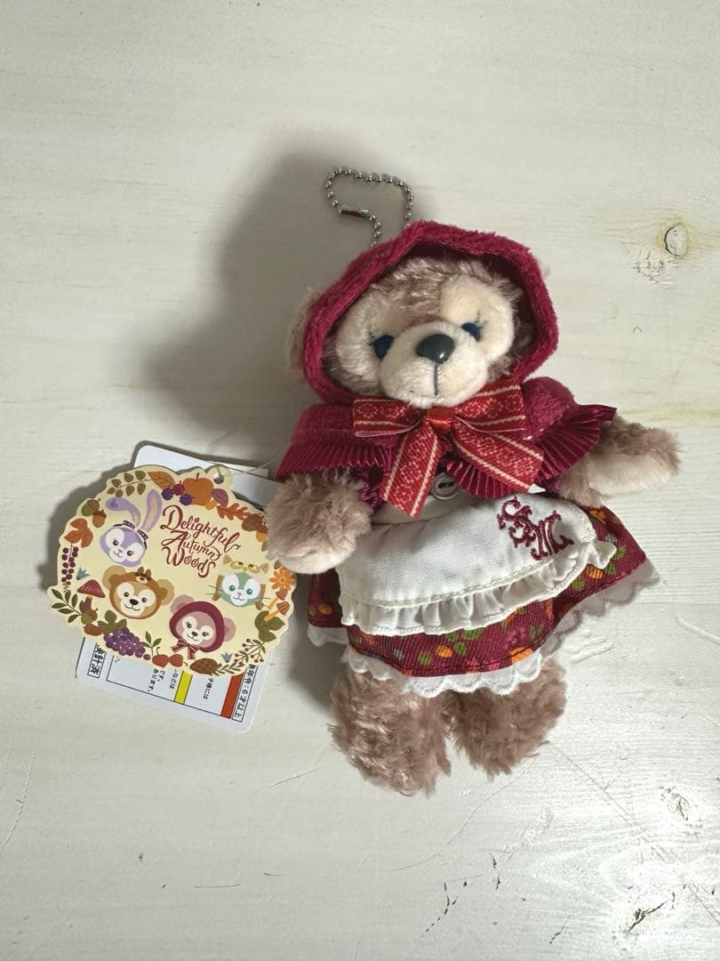 【入手困難】ダッフィー＆フレンズ 秋のぼうけん ぬいぐるみバッジ タグ付き 新品