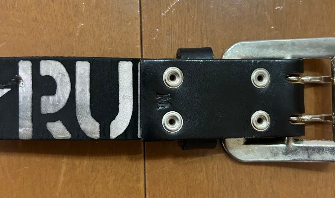 スタッズベルト 2連 M SHOCKER モダンパイレーツ バルザック - メルカリ