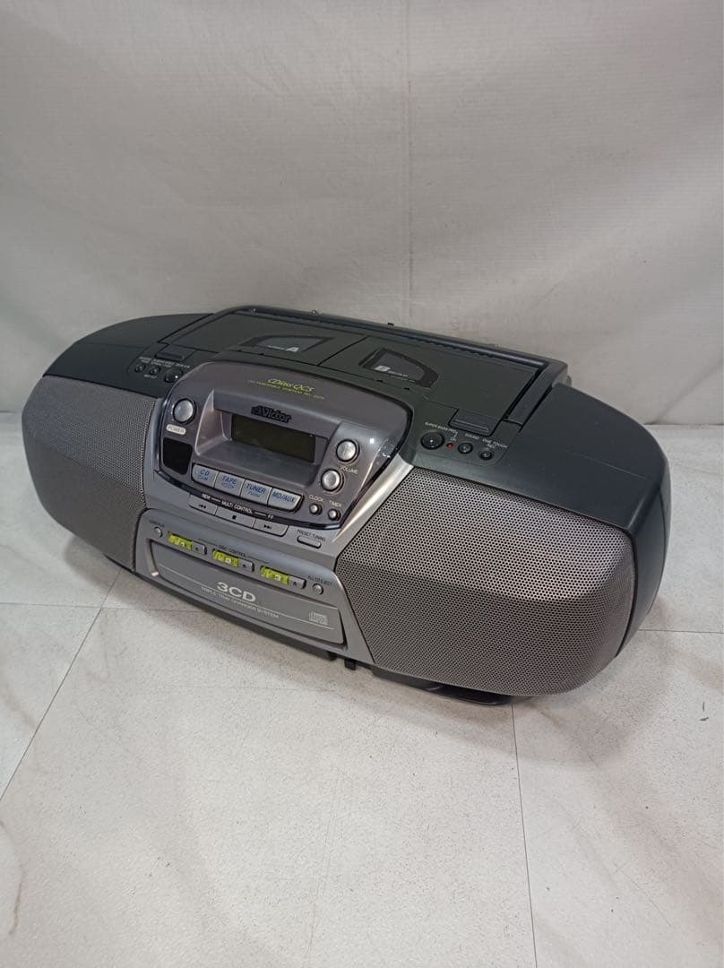 八5912【ビクター】CDラジカセ CDポータブルシステム RC-QC5 - メルカリ