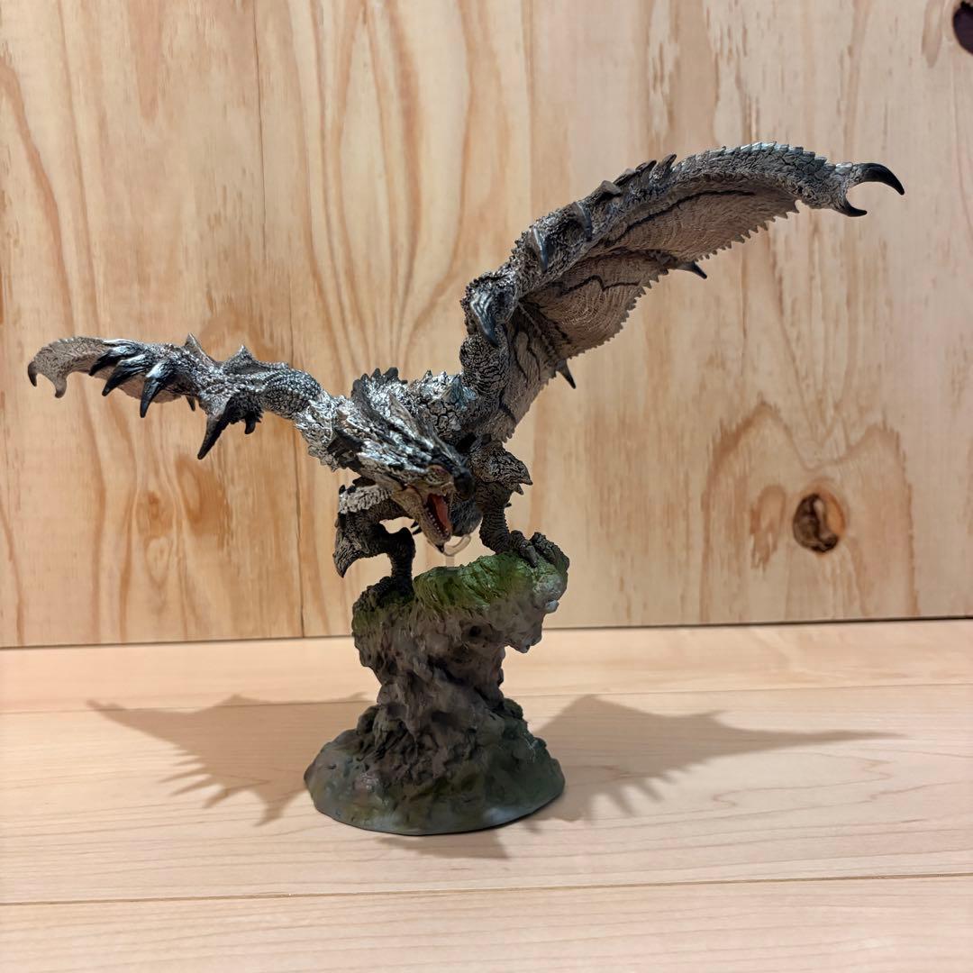 モンスターハンター クリエイターズモデル 銀火竜 リオレウス 希少種