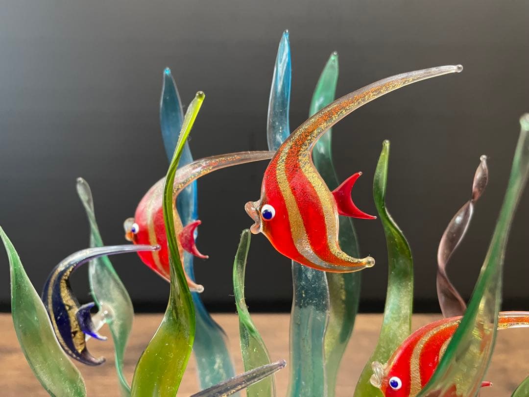 【中澤研一郎】作　ガラス工芸　熱帯魚　置物／ガラスケース付