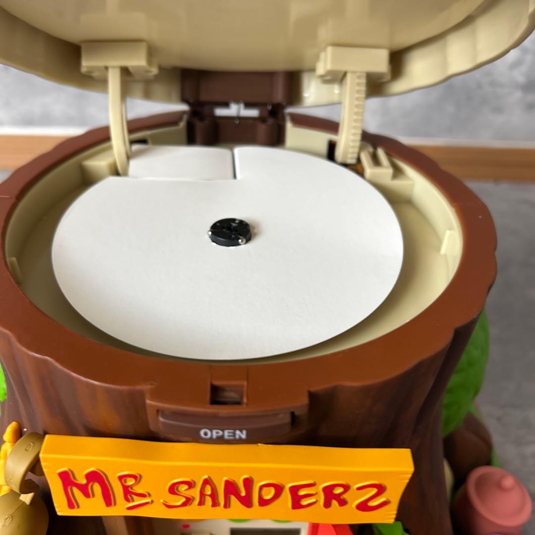 ディズニーキャラクター CDプレーヤー くまのプーさんバンド　80周年記念限定