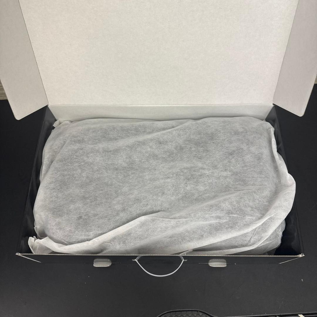 ☆未使用　ヒツジのいらない枕　-極柔-　ブラックレーベル 枕カバー付き