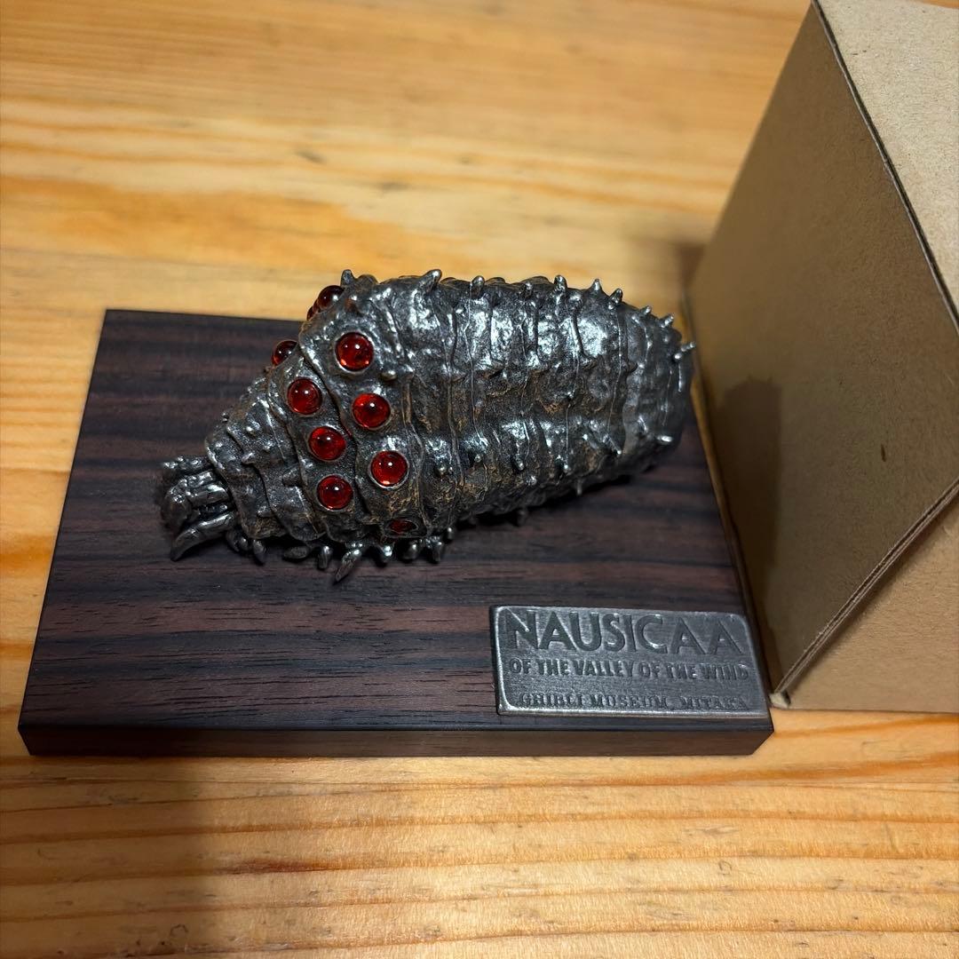 ジブリ美術館限定 オリジナル 風の谷のナウシカ 王蟲 青 赤眼 - メルカリ