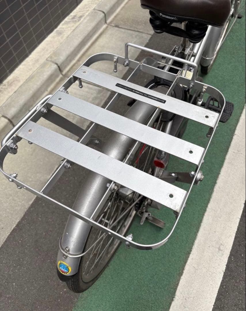 電動アシスト自転車 シルバー バスケット付き - メルカリ