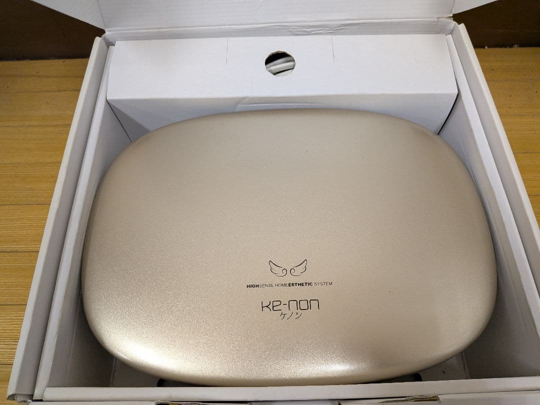 《リユース美品！》ケノン フラッシュ式脱毛器 美顔器ver:7.2