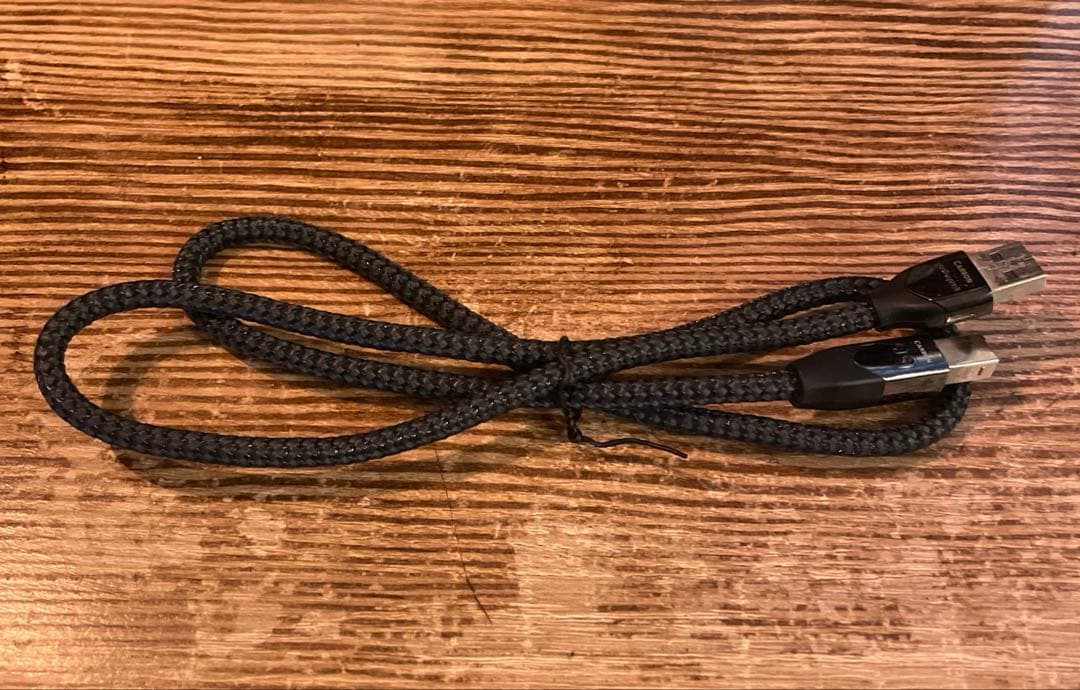 【中古品】 AudioQuest CARBON USB A to B 0.75m