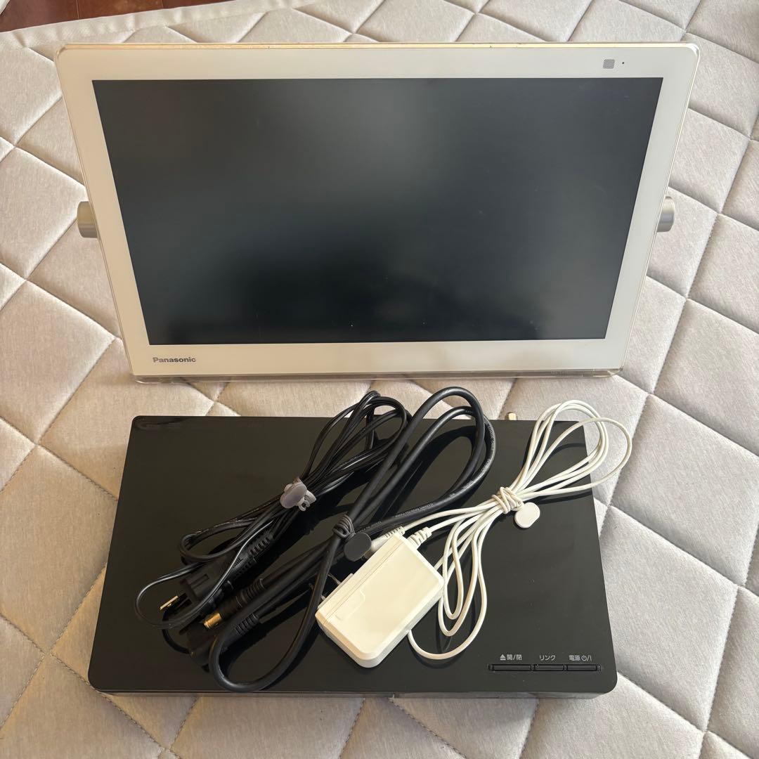 Panasonic　UN-TD9S UN-15CTD9 2020年製 ポータブルテレビ「プライベート・ビエラ」UN-15TD9を発売 | 個人向け