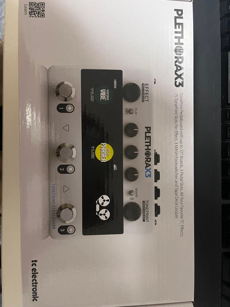 tc electronic PLETHORA X3 【付属品あり】 TC Electronic Plethora X3 TonePrint Multi-FX Pedalboard | Sweetwater