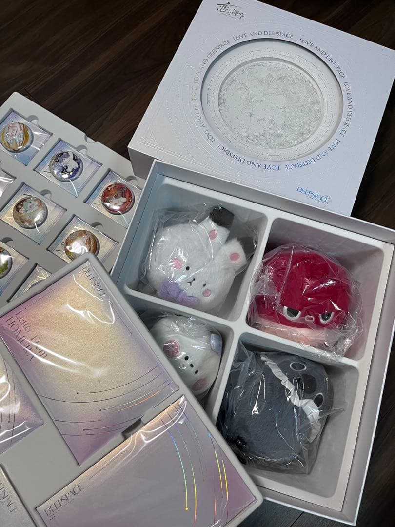 『恋と深空』2024年度VIPギフトボックス　フルセット 恋と深空 2024年VIP特典ギフトBOXの通販 by si・u・ka's shop｜ラクマ