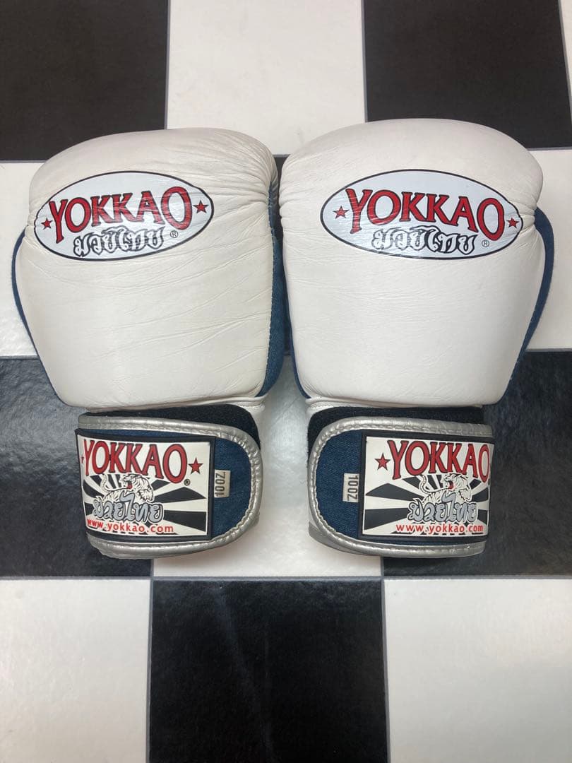 YOKKAO ヨッカオ ボクシンググローブ 10oz ホワイト/デニム綺麗 楽天市場】YOKKAO ヨッカオ ボクシング グローブ シングルカラー 本革