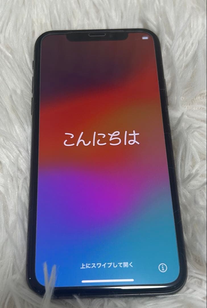 ラ*ん様 iPhone Xs Amazon.com: Apple iPhone XS [512GB, Silver] + Carrier Subscription