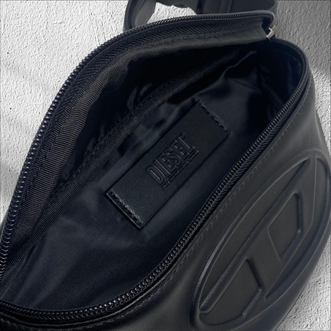 DIESEL ボディバッグ Dロゴエンボス ディーゼル ショルダー ブラック