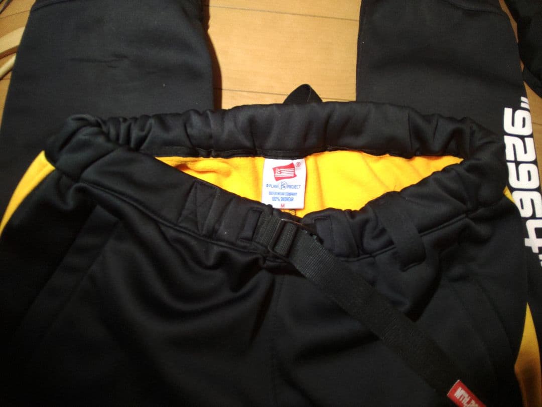 最終値引き【美品希少】人気マウンテンロックスターPLANB上下Mコラボ