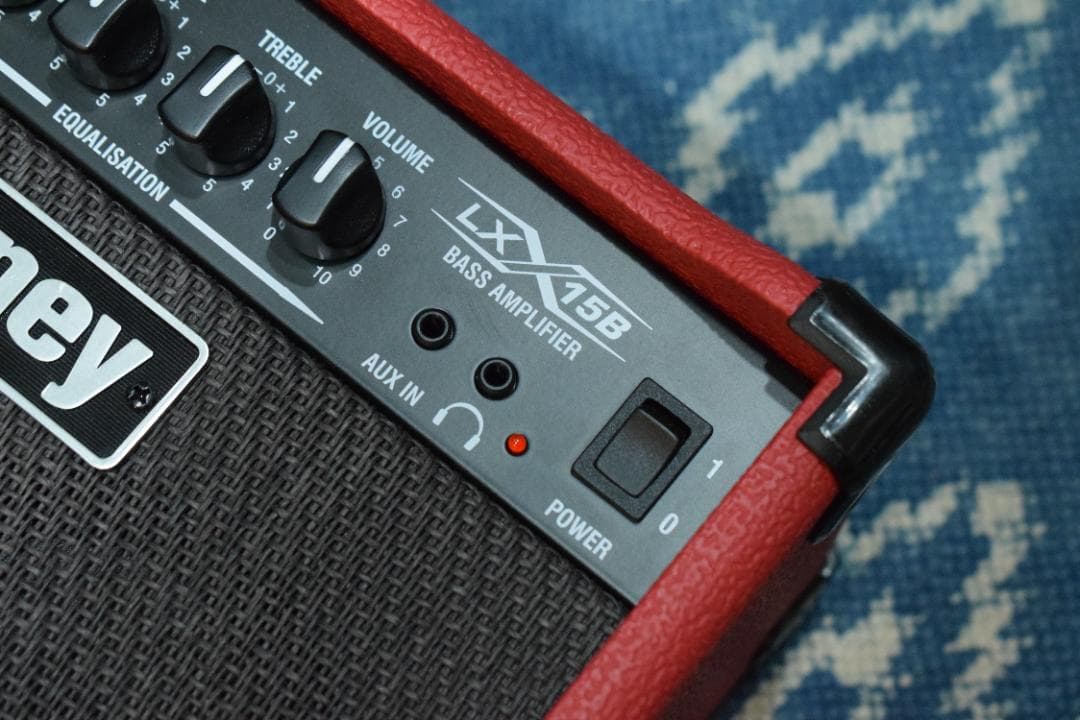 Laney ベースアンプ LX15B 動作OK！ - メルカリ