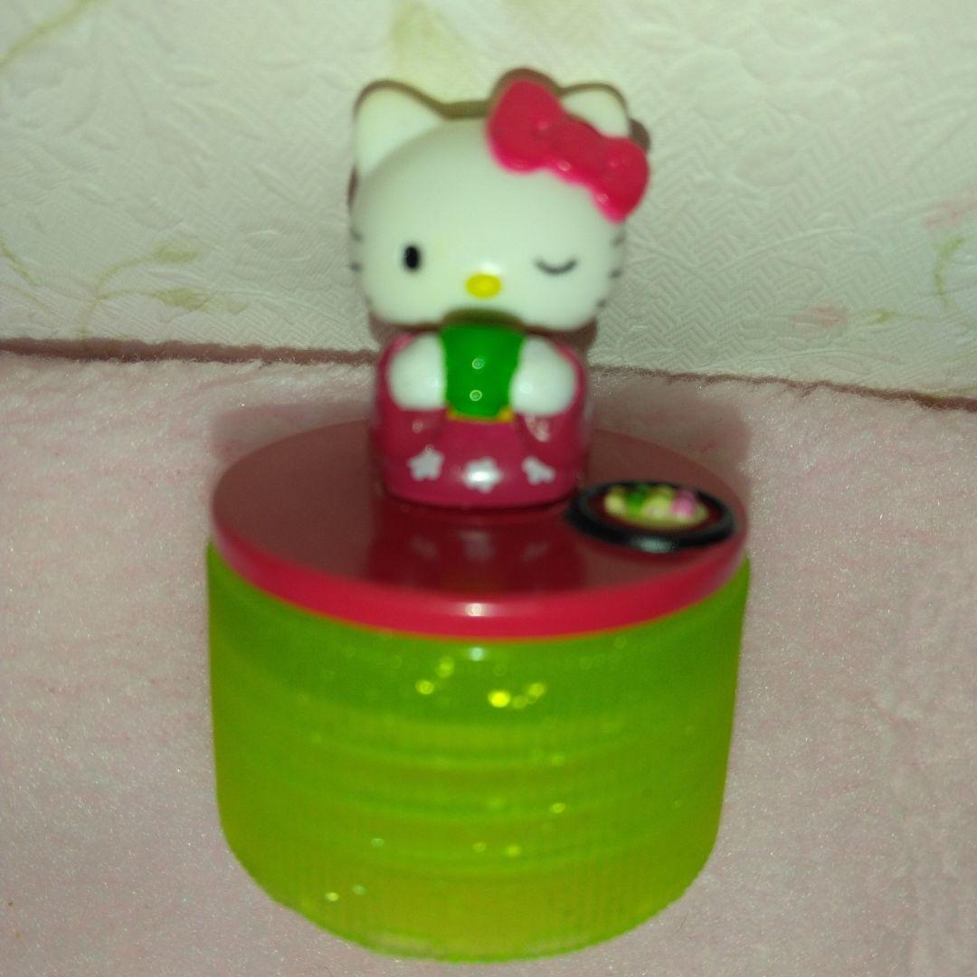 ハローキティ キティちゃん サクマ製菓食玩ペットボトルキャップお茶を