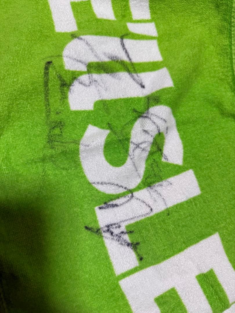 SHE'll SLEEP タオル サイン入り