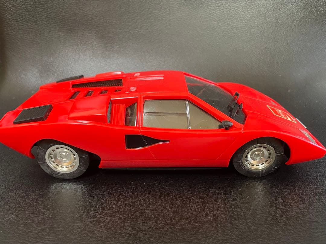 コカコーラ　スーパーカーラジオ　ランボルギーニ　カウンタック　箱付き