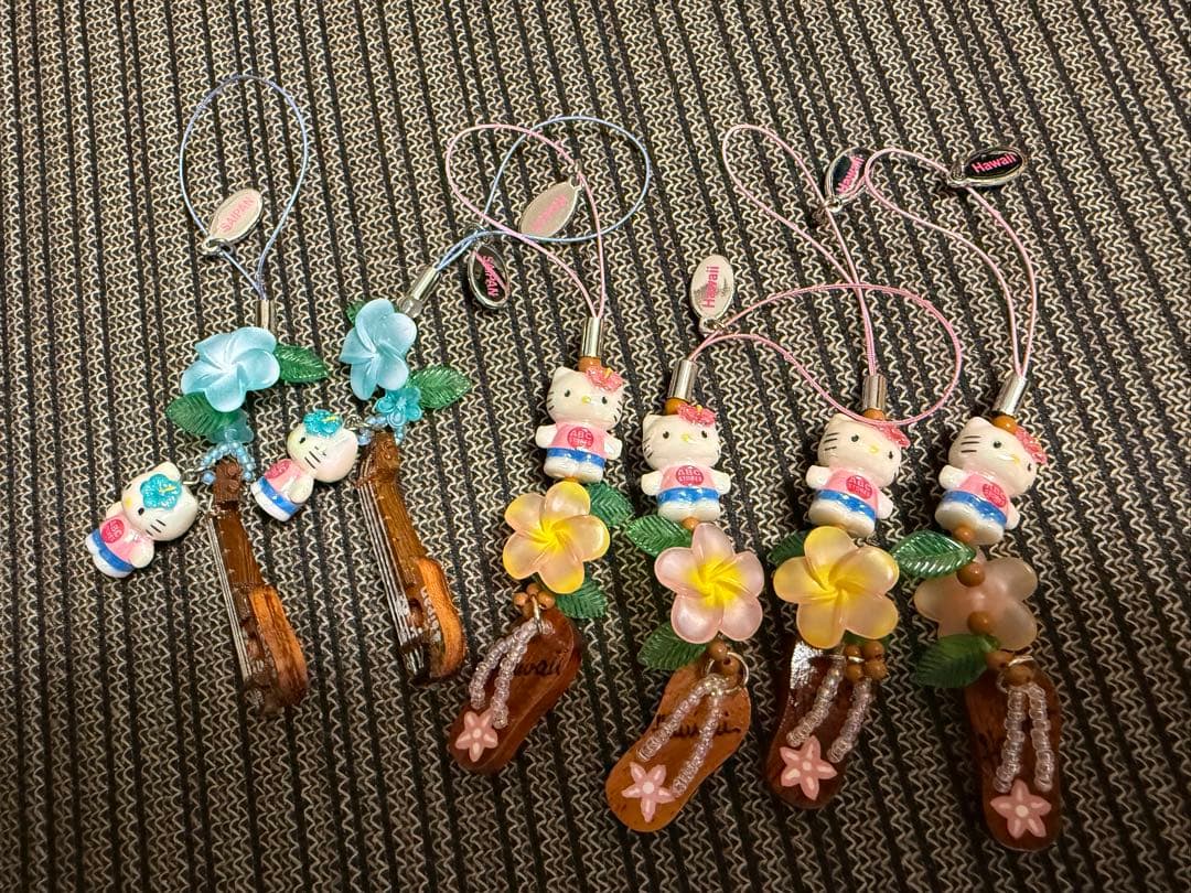 レア 限定白キテイkitty 根付けストラップ ABCstore レアご当地 限定 白キテイkitty 根付けストラップ ABCstore 5点 - メルカリ
