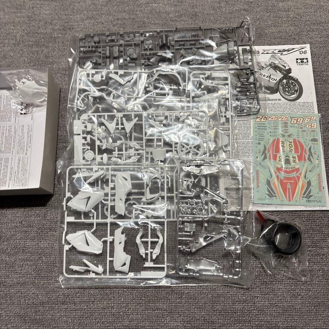 タミヤ 1/12 RC211V ‘02, ’03, ’06 3個