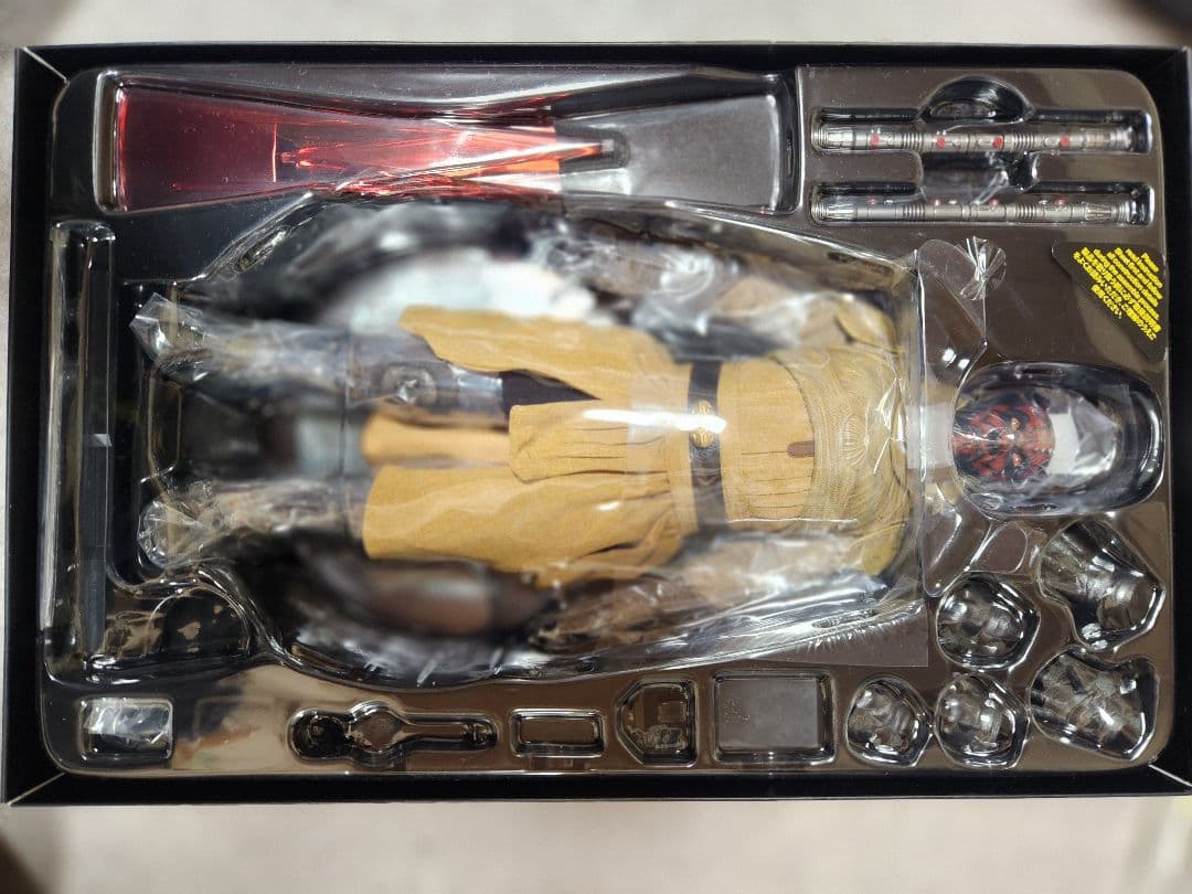 ホットトイズ ダースモール（コンセプトアート）1/6スケール 日本限定