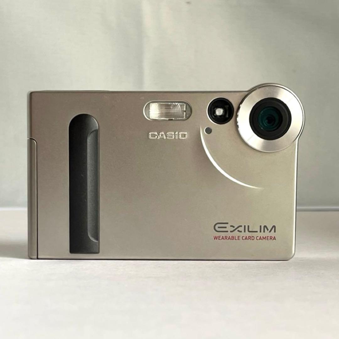 CASIO EXILIM EX-S1カード型デジカメ 純正バッテリー、充電器付き