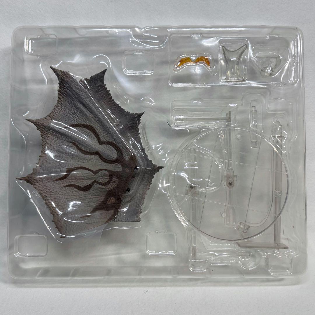 S.H.MonsterArts リオレウス　モンスターハンター　モンスターアーツ