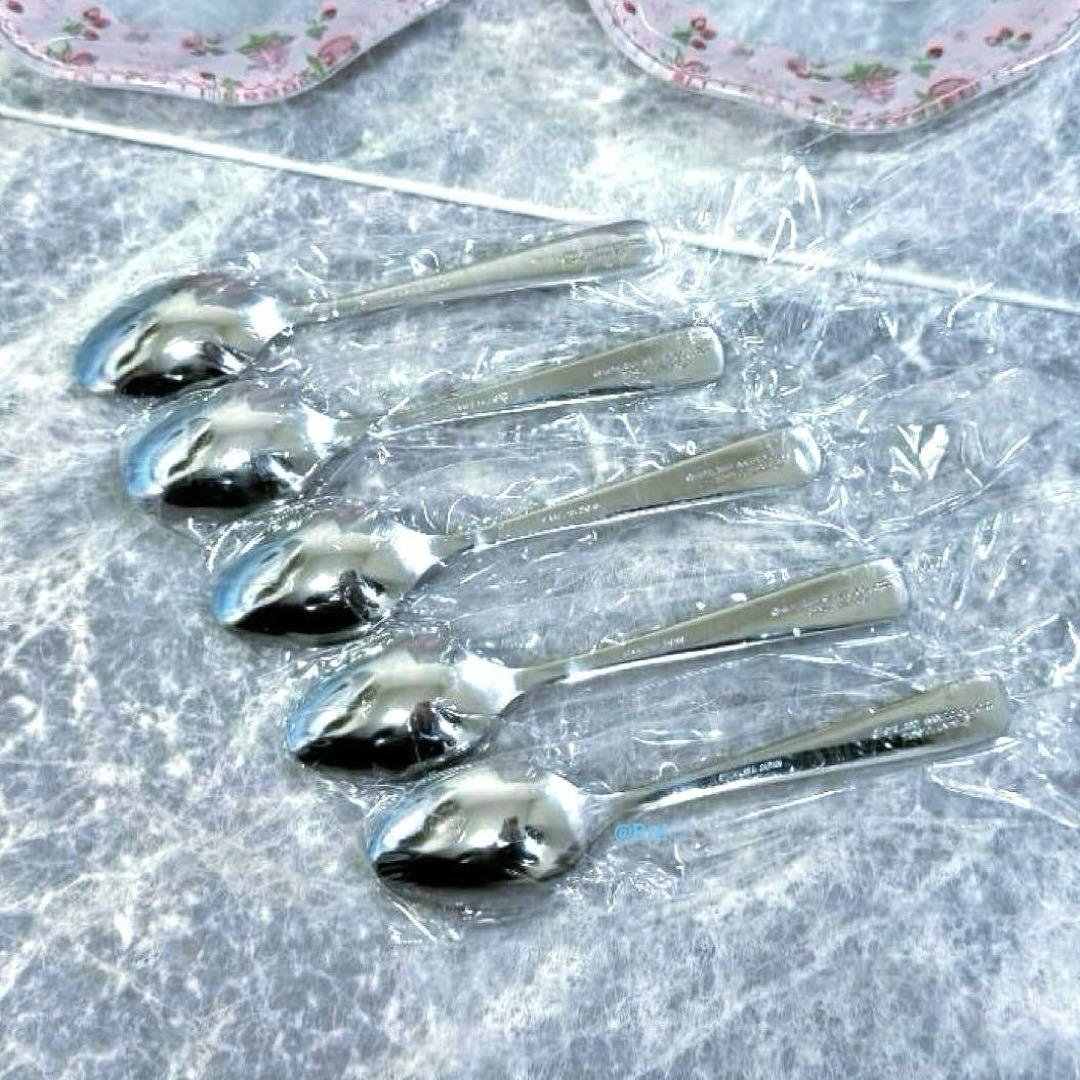 新品 未使用 サンリオ ハローキティ フルーツキティ ミニデザート