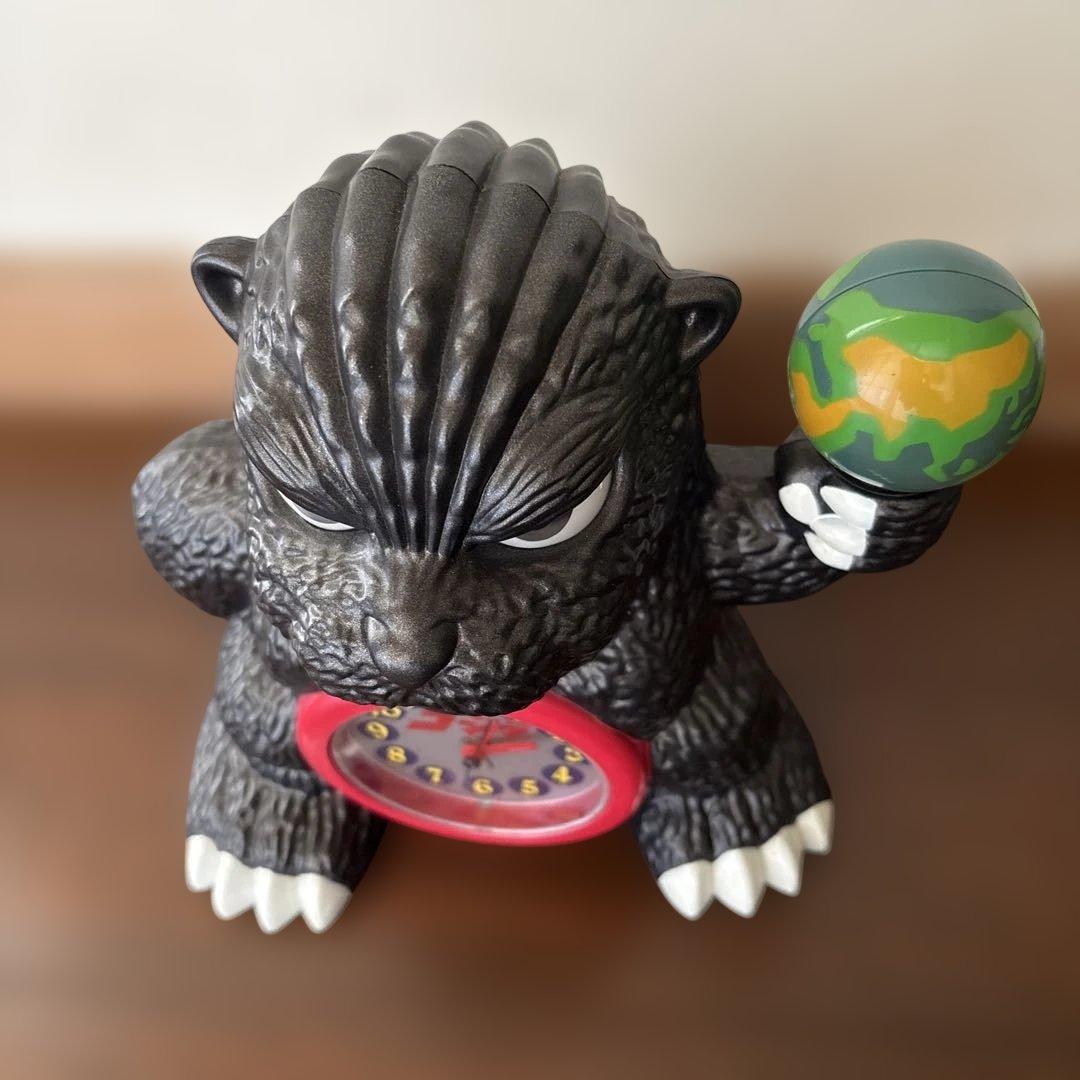 激レア】ゴジラ 目覚まし時計 動作確認 フィギュア型 - メルカリ