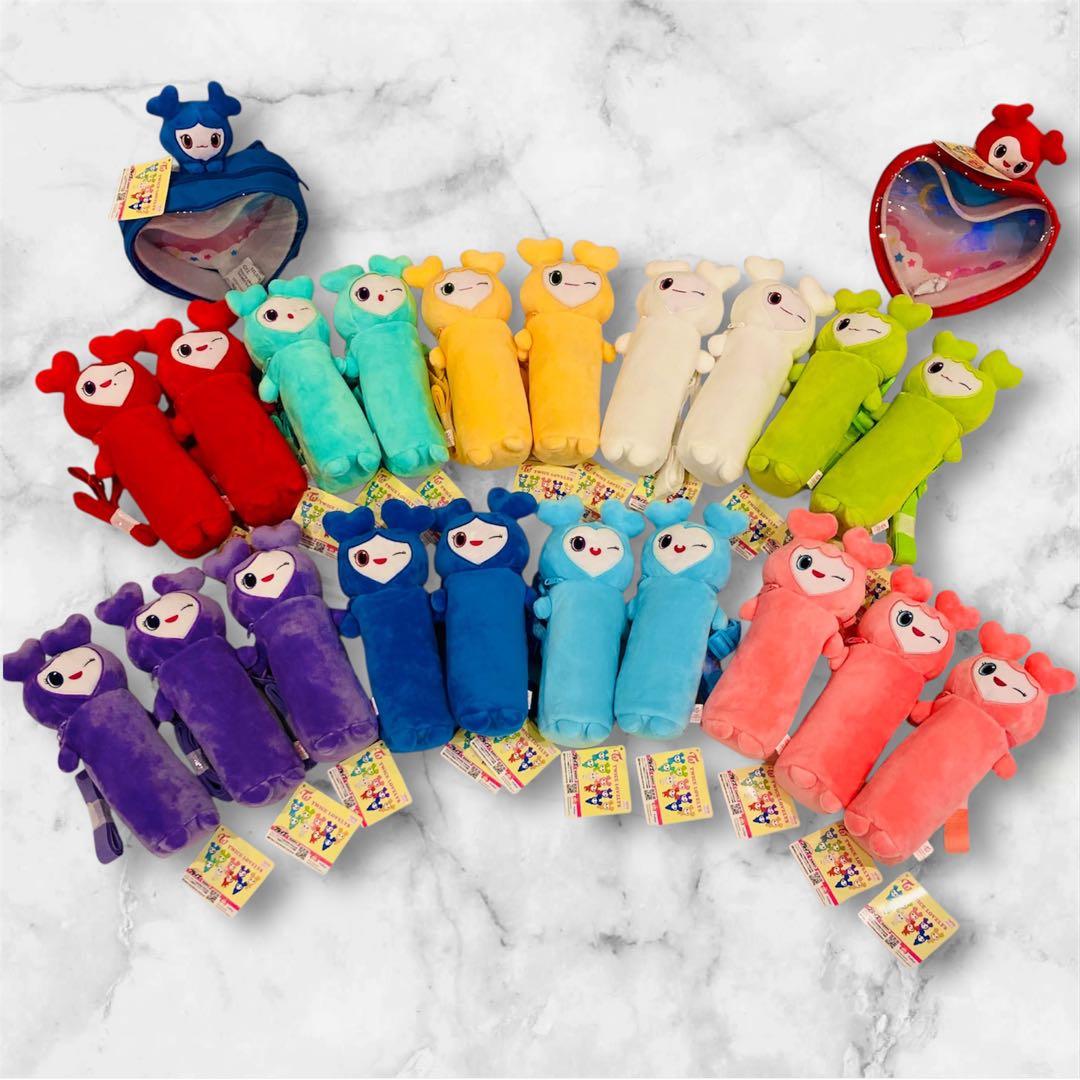 TWICE LOVELYS のびふにゃポーチ20個 ぴょこきゅんボディバッグ2個