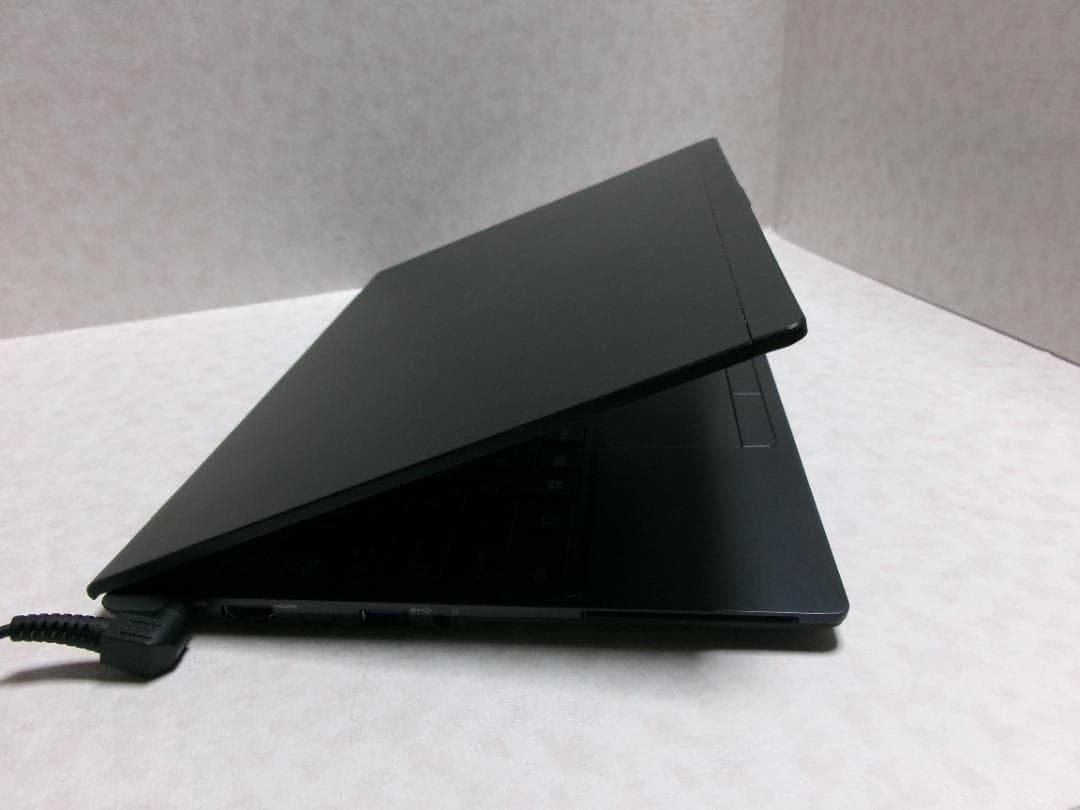 超美品 FMV LIFEBOOK C07007 高解像度 Win11 13.3型 - メルカリ