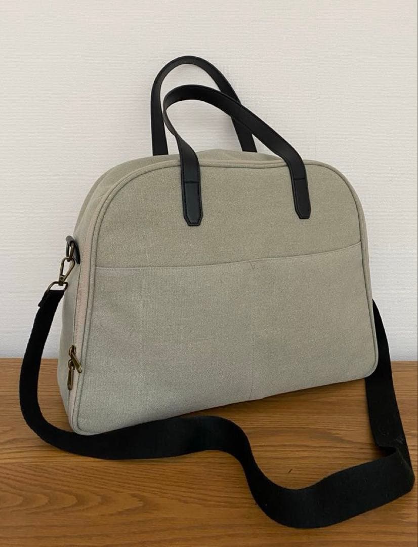 スーツケースみたいに使えるボストンバッグ／グレージュ 北欧暮らしの