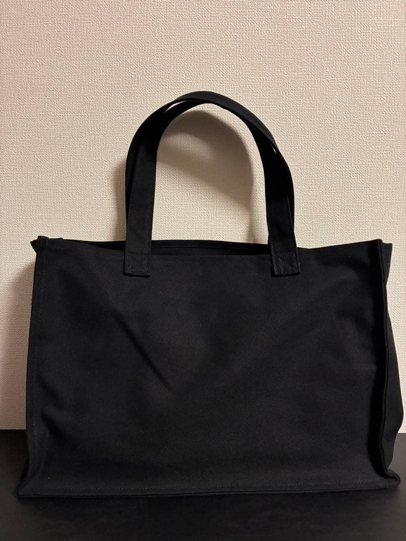 ハンターハンター　クロロ　フィギュア しまむらコラボのトートバッグ、マルチケース