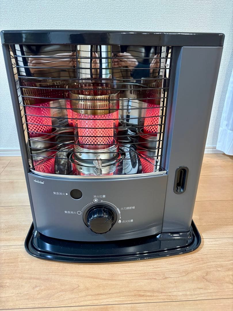 トヨトミ】反射形石油ストーブ RS-23N(H) グレー - メルカリ