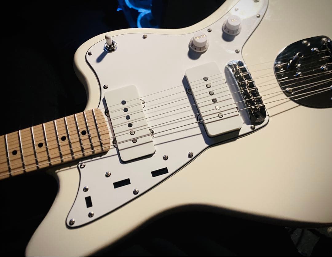 ジャズマスター(fender MIJ 60s ピックアップ) Fender MIJ Traditional '60s Jazzmaster - On the Bench Today