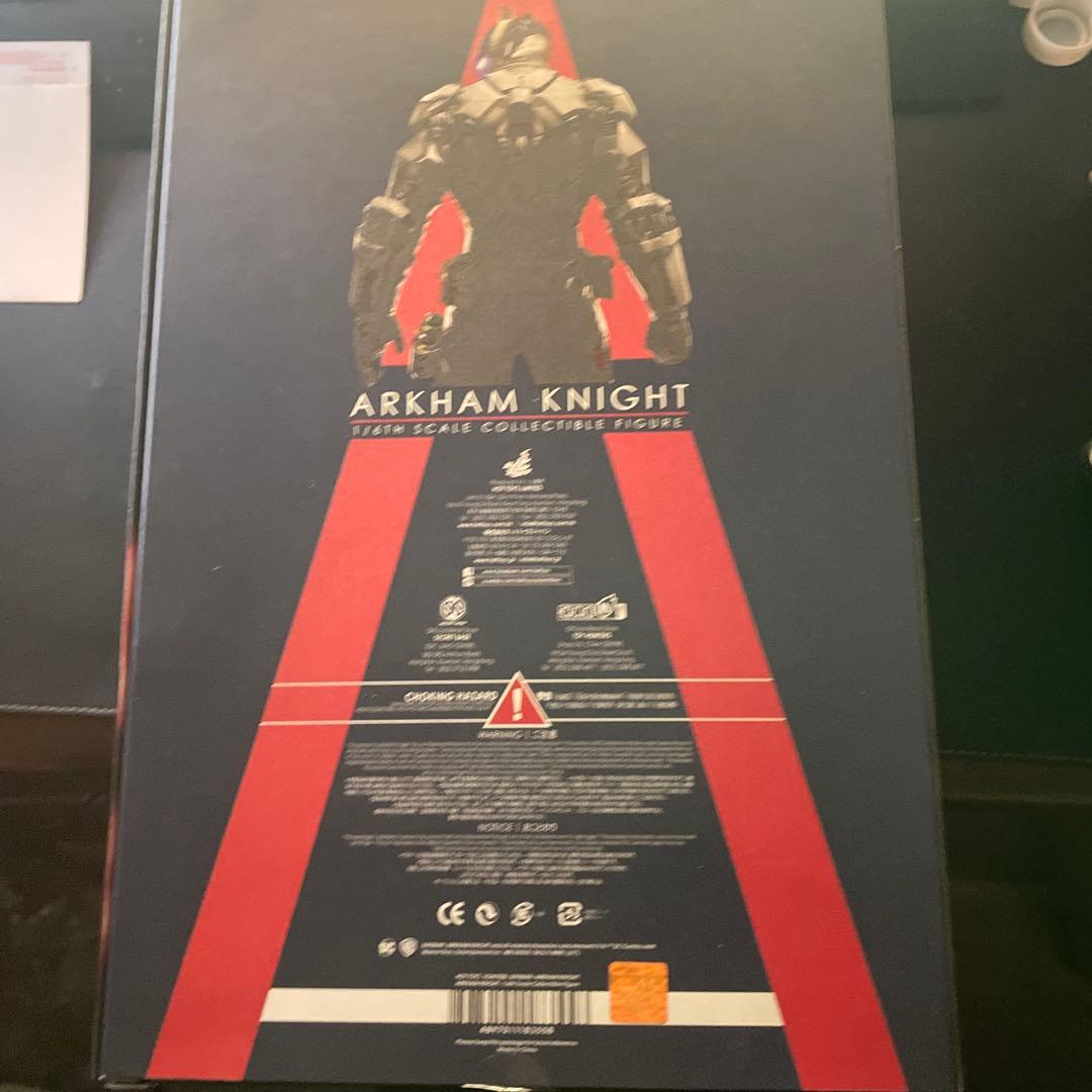 ホットトイズ　アーカムナイト　バットマン