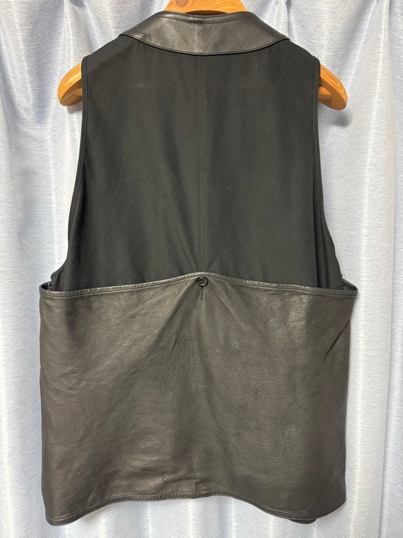 12/21まで】NICENESS CALEB ( リバーシブルコインベスト ) - メルカリ