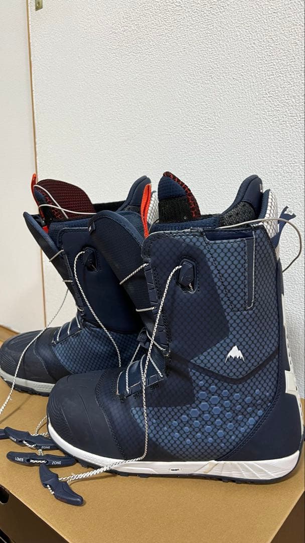 スノーボードブーツ 28.5cm ネイビーカラー　ハイカット