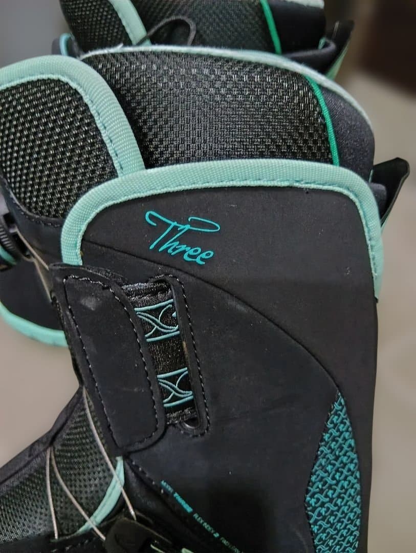 美品　head　Three スノーボードブーツ 23.5cm