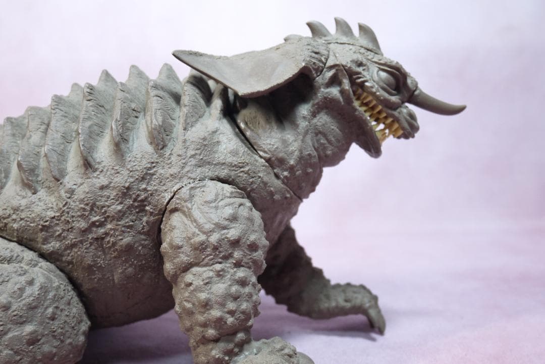 イノウエアーツ　バラゴン　ソフビキット　組済